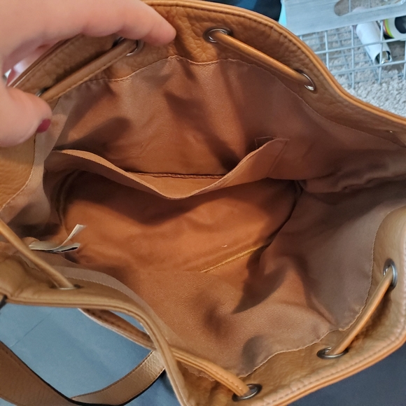 Brown Leather Bucket Bag - Picture 4 of 7